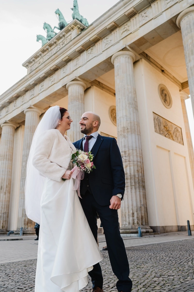 Hochzeitsfoto im modernen Bearbeitungsstil